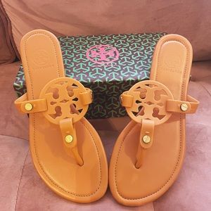 MILLER INSPIRED SANDALS